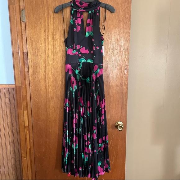 Milly Pleated Adrianna Dress - Picture 8 of 15